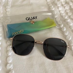 Quay Jezabell Sunglasses